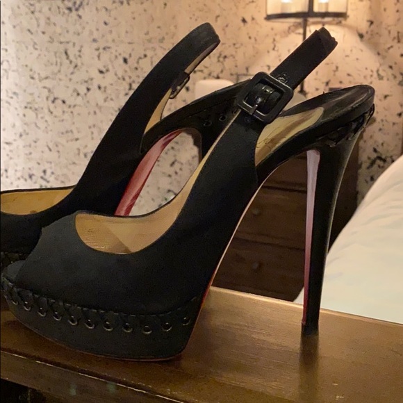 Pumps - Picture 2 of 7